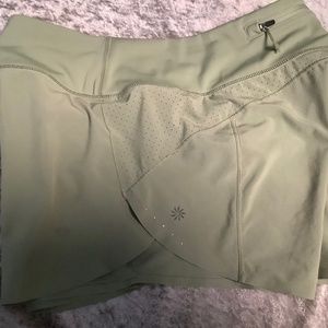 Athleta Run with it. 3.5 inseam size XS